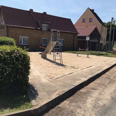 Spielplatz "Friedensplatz" Reinsdorf